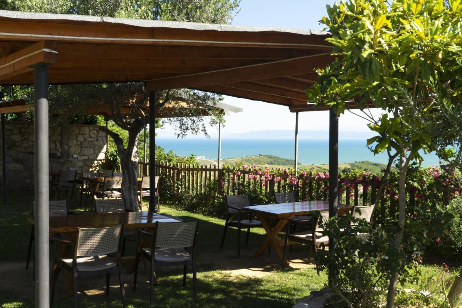 Restorant Olti * Shetaj